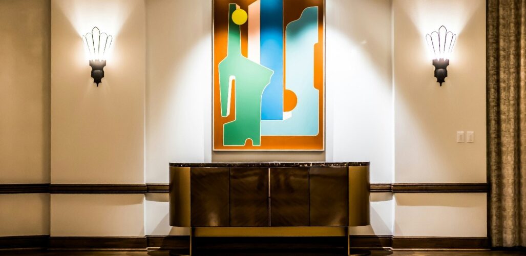 DEEP-CLEANING HIGH-END HOTELS: WHAT GUESTS NEVER SEE BUT ALWAYS EXPECT