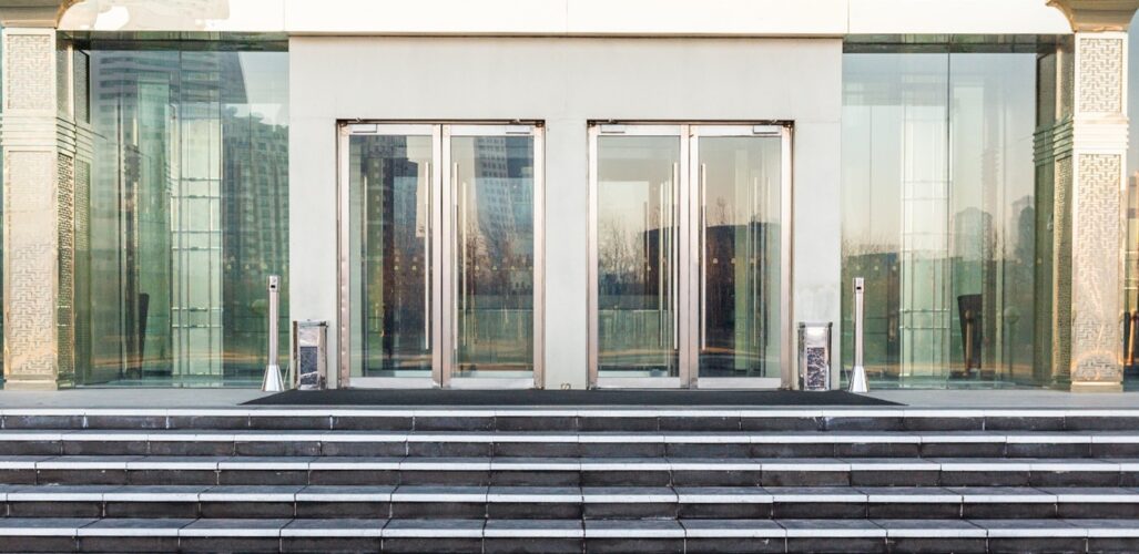 EXTERIOR CARE: WHY SHOULD ENTRANCES, PATHWAYS, AND PATIOS BE MAINTAINED REGULARLY?