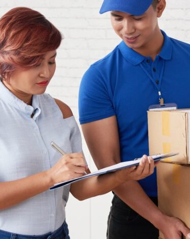 Daytime Support: How Can Day Porter Services Make or Break Your Building’s Cleanliness?